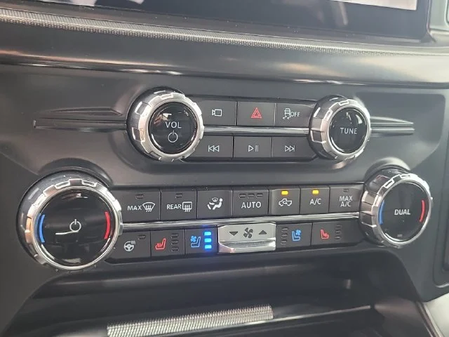 New 2026 Silver Metallic Ford Lariat image 25