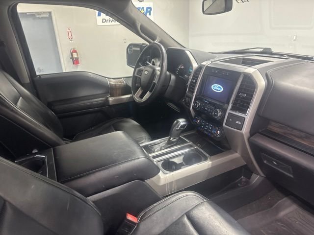 Used 2019 Black Ford Lariat image 24