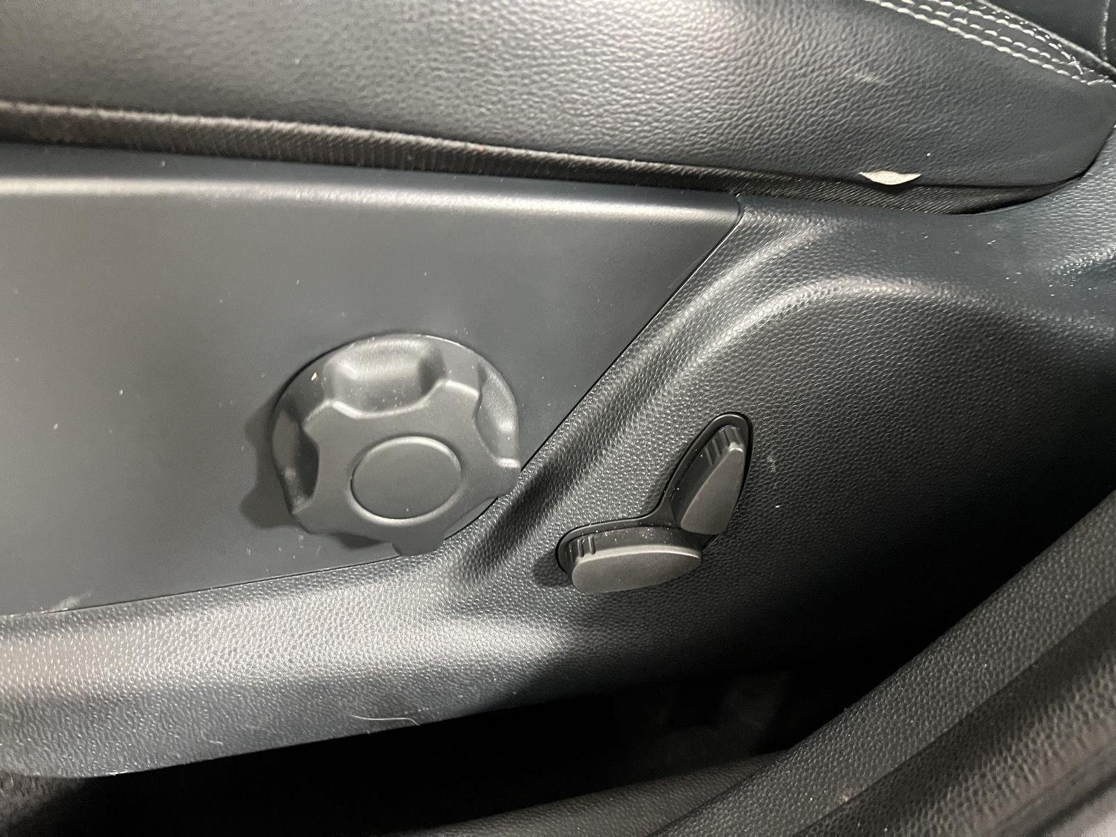 Used 2019 Smoke Ford Titanium image 38