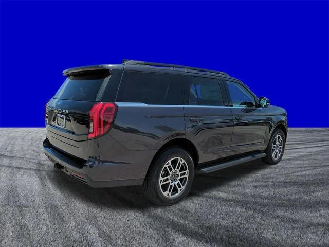 New 2026 Dark Matter Gray Metallic Ford Active image 4