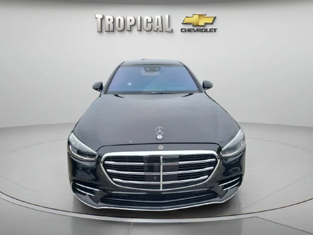 Used 2022 Black Mercedes-Benz S 580 image 16
