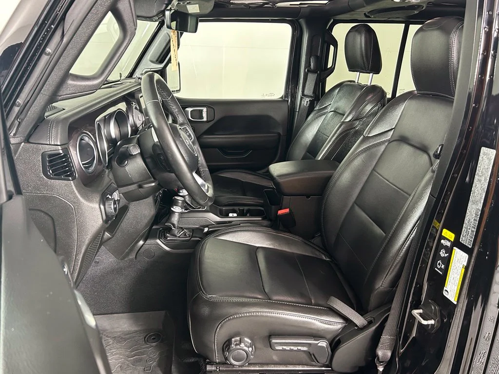 Used 2021 Black Jeep Unlimited Sahara Altitude image 12