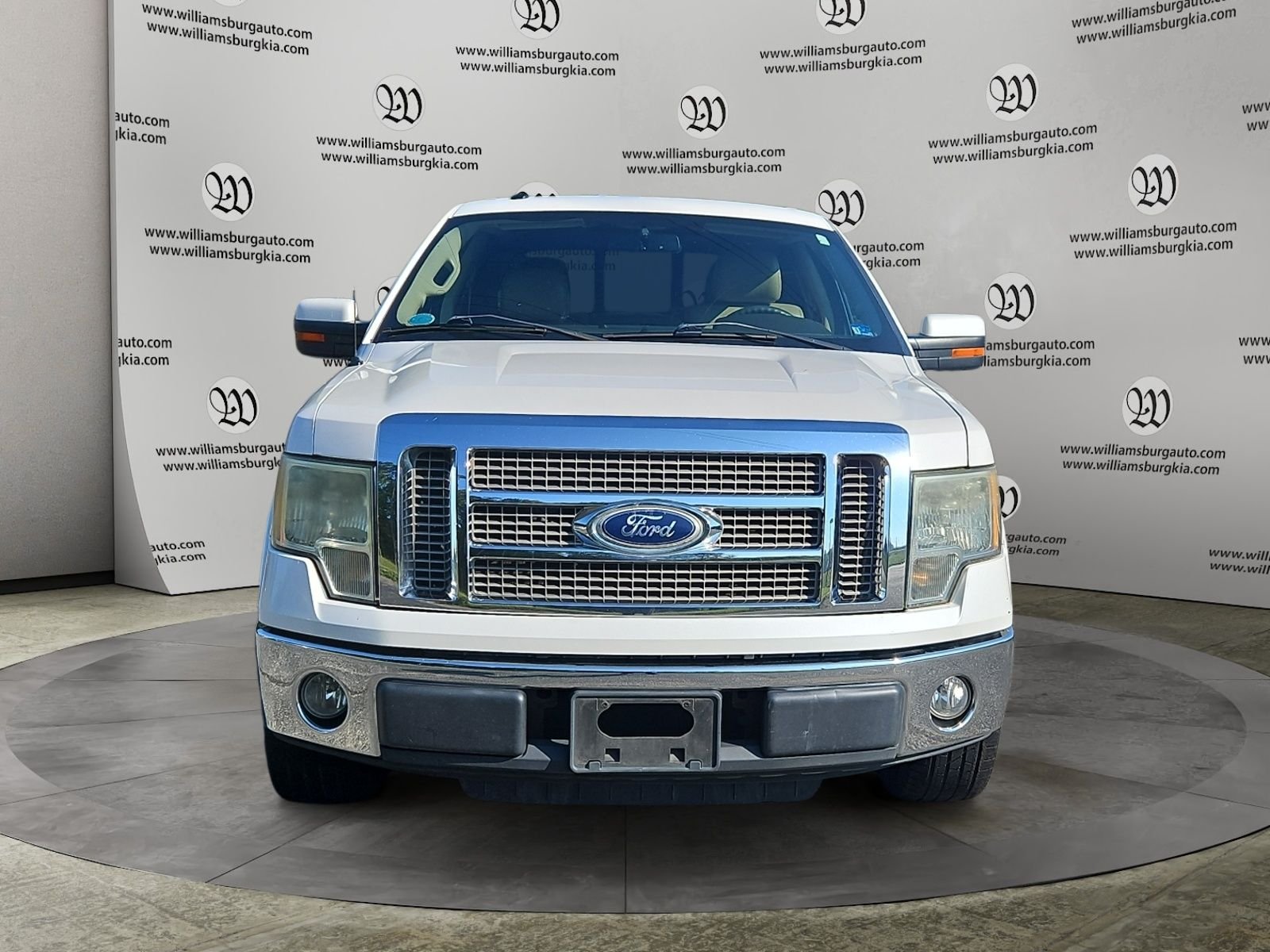 Used 2010  Ford Lariat image 8