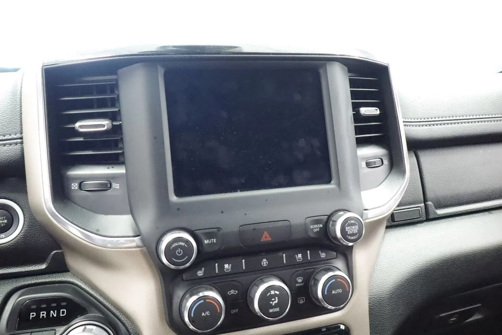 Certified Used 2019 Blue Ram Laramie image 33