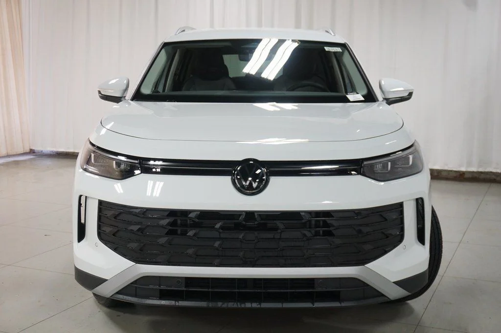 New 2026 White/off-white Volkswagen 2.0T S image 5