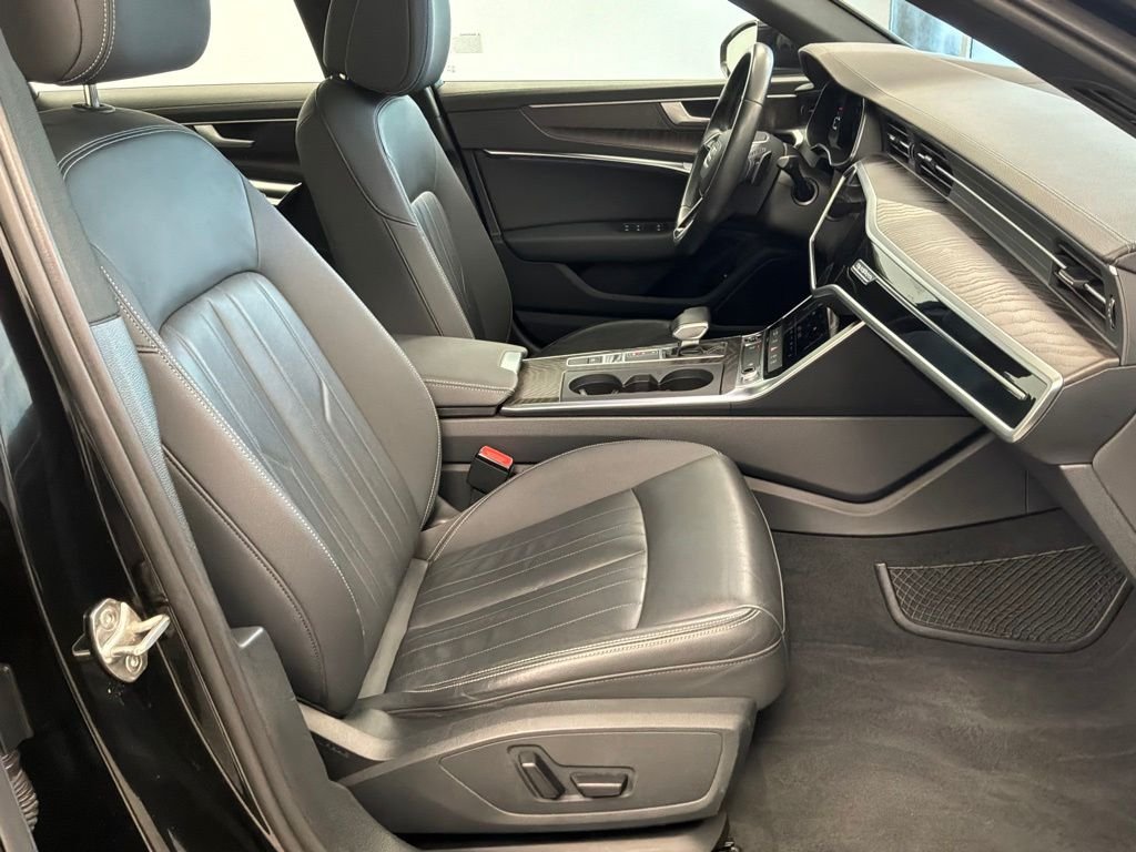 Used 2023  Audi 45 Premium image 30