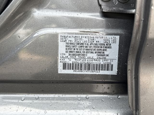 Used 2021 Gray Nissan SV image 30