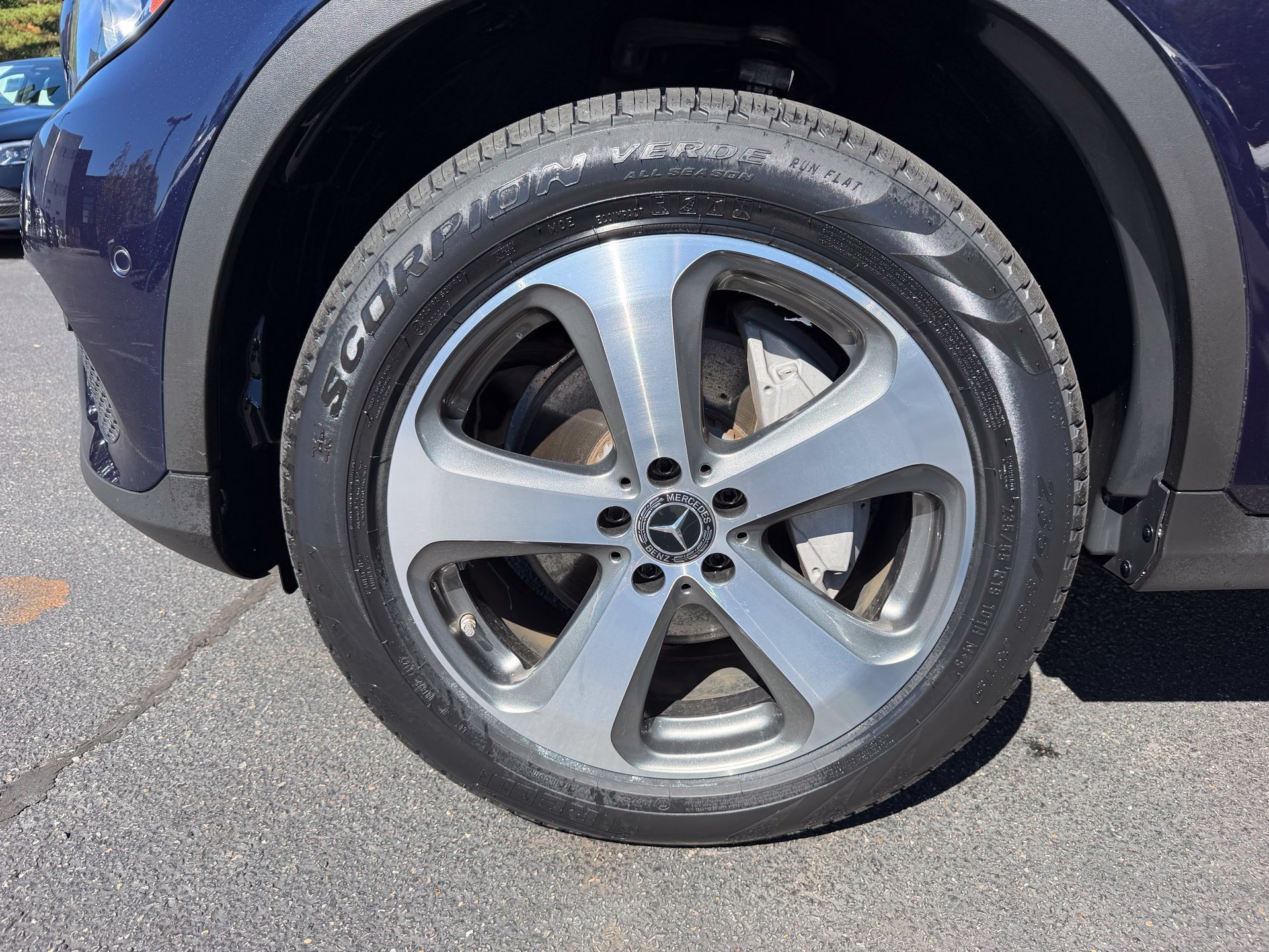 Used 2018  Mercedes-Benz GLC 300 image 32