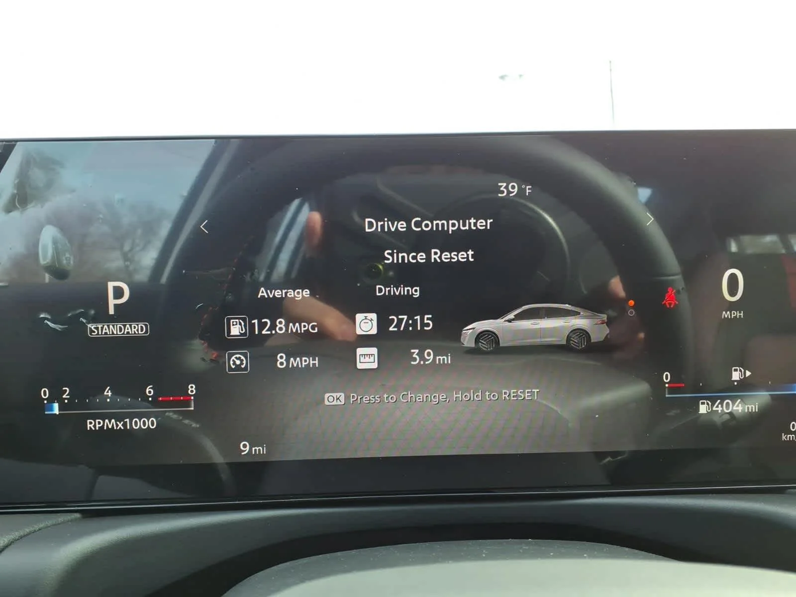 New 2026 Aspen White Tricoat/Super Black Nissan SR image 7