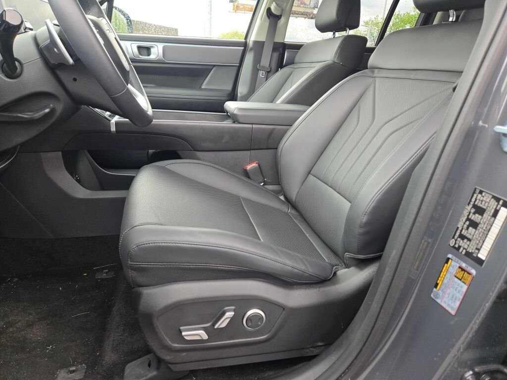 Used 2026 Gray Hyundai SEL image 22
