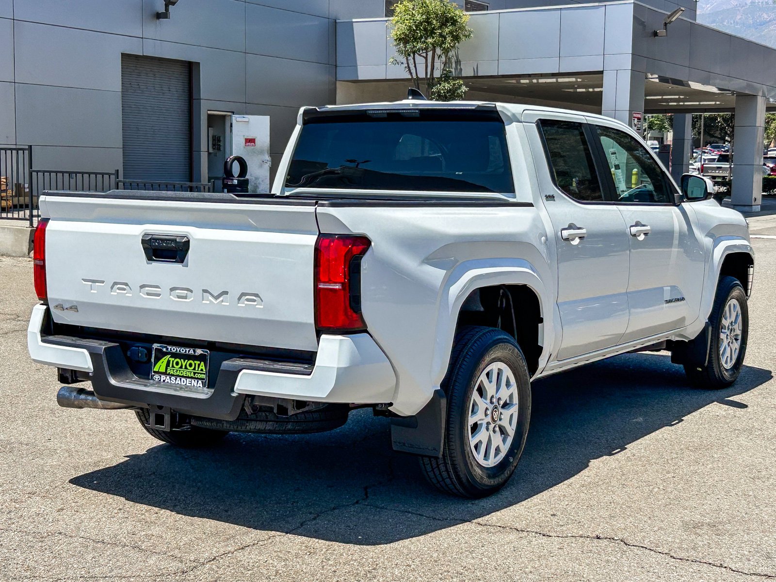 New 2026 Ice Cap Toyota SR5 image 6
