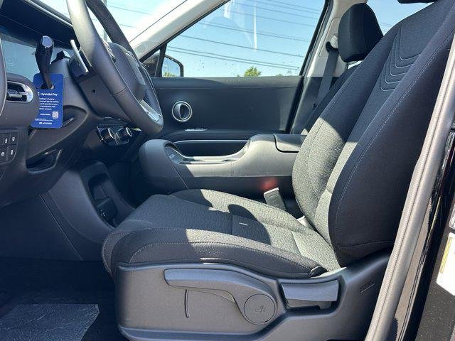 New 2026 Abyss Black Pearl Hyundai SE image 9