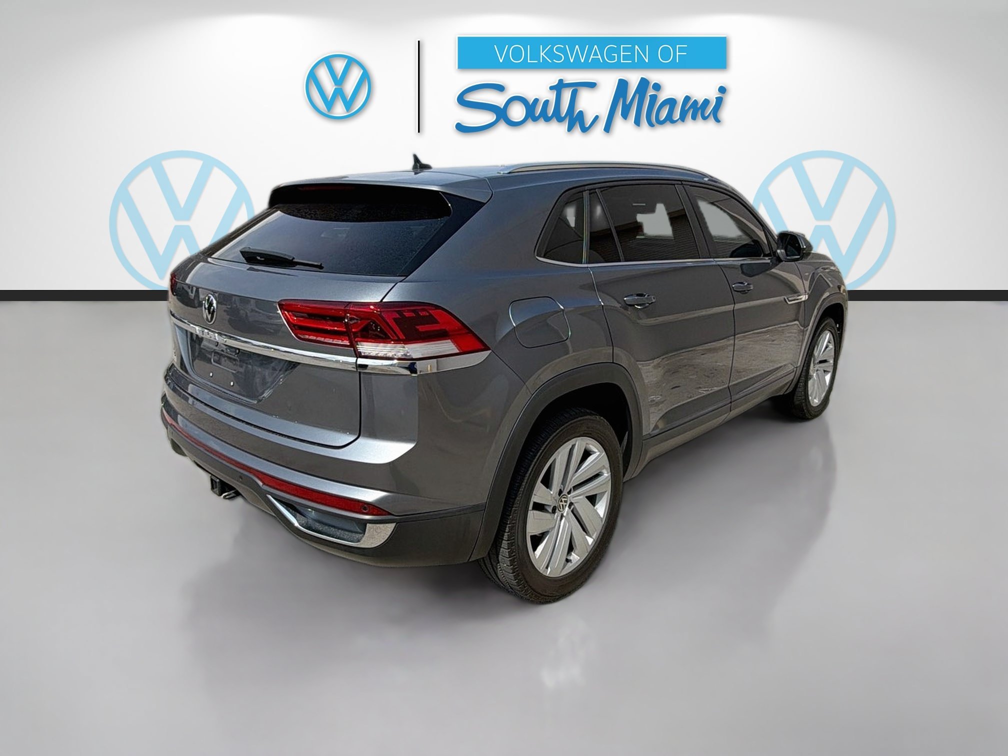 Certified Used 2023 Platinum Gray Metallic Volkswagen 3.6L V6 SE w/Technology image 7