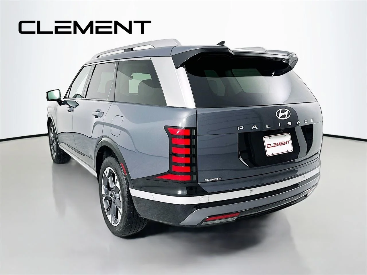 Used 2026 Gray Pearl Hyundai Limited image 10