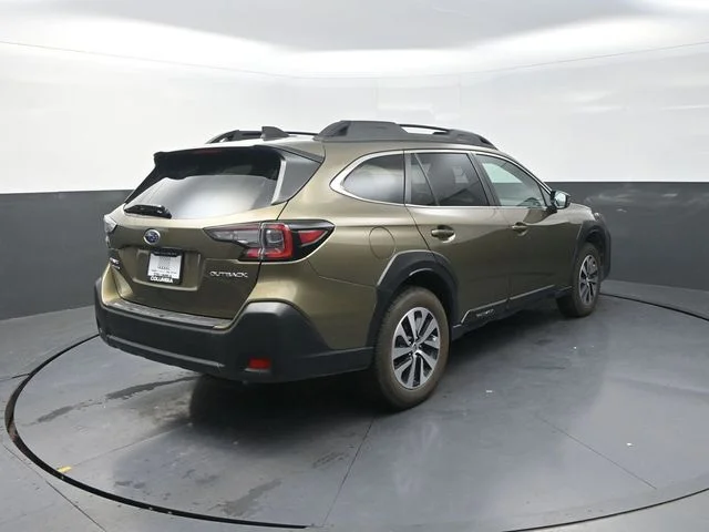 Used 2025 Green Subaru Premium image 10