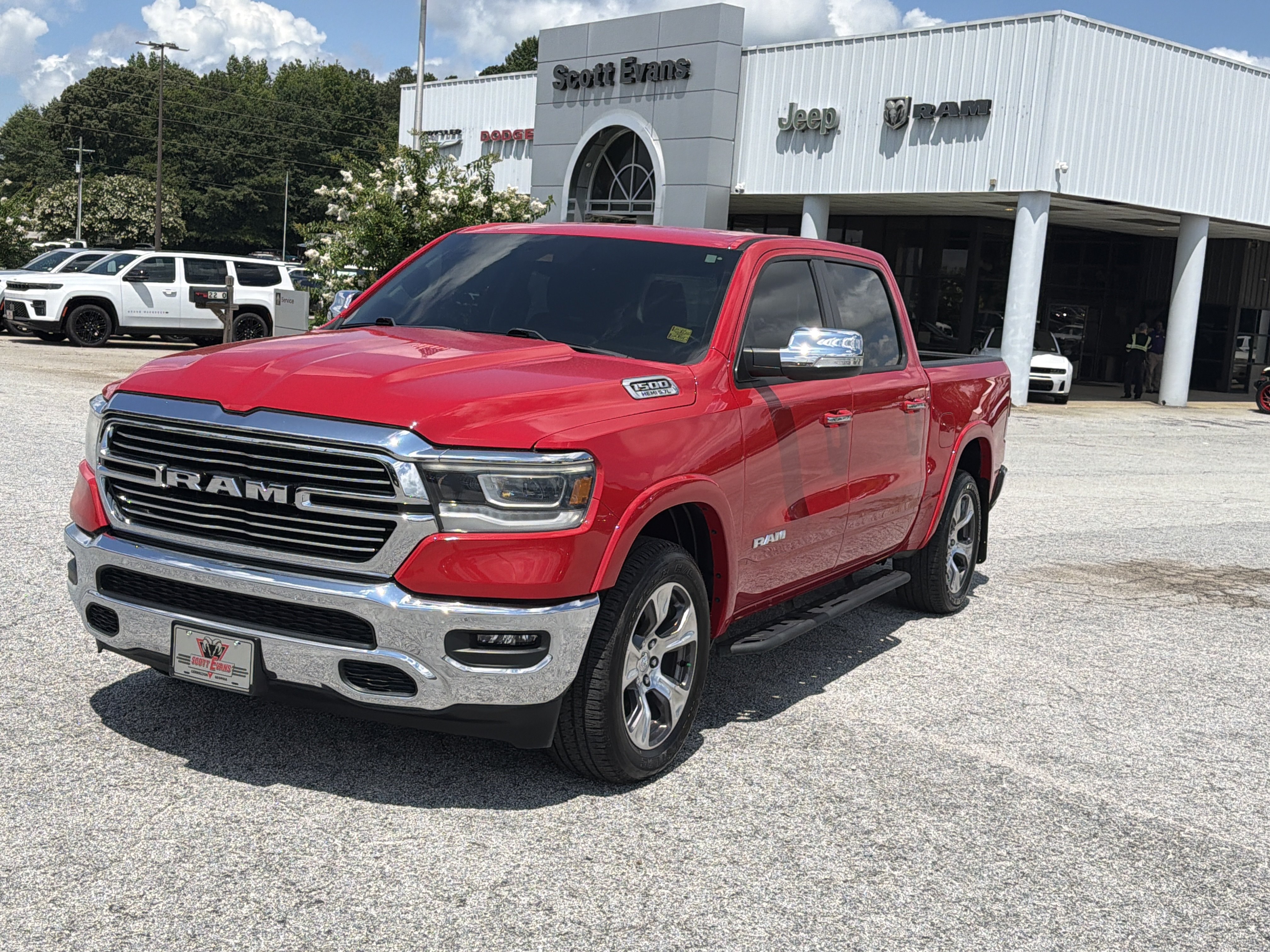 Used 2022 Flame Red Clearcoat Ram Laramie image 3