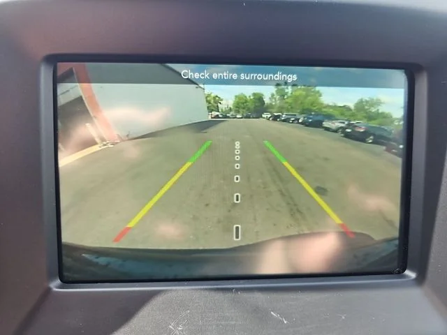 Used 2019 Black Jeep Latitude image 16
