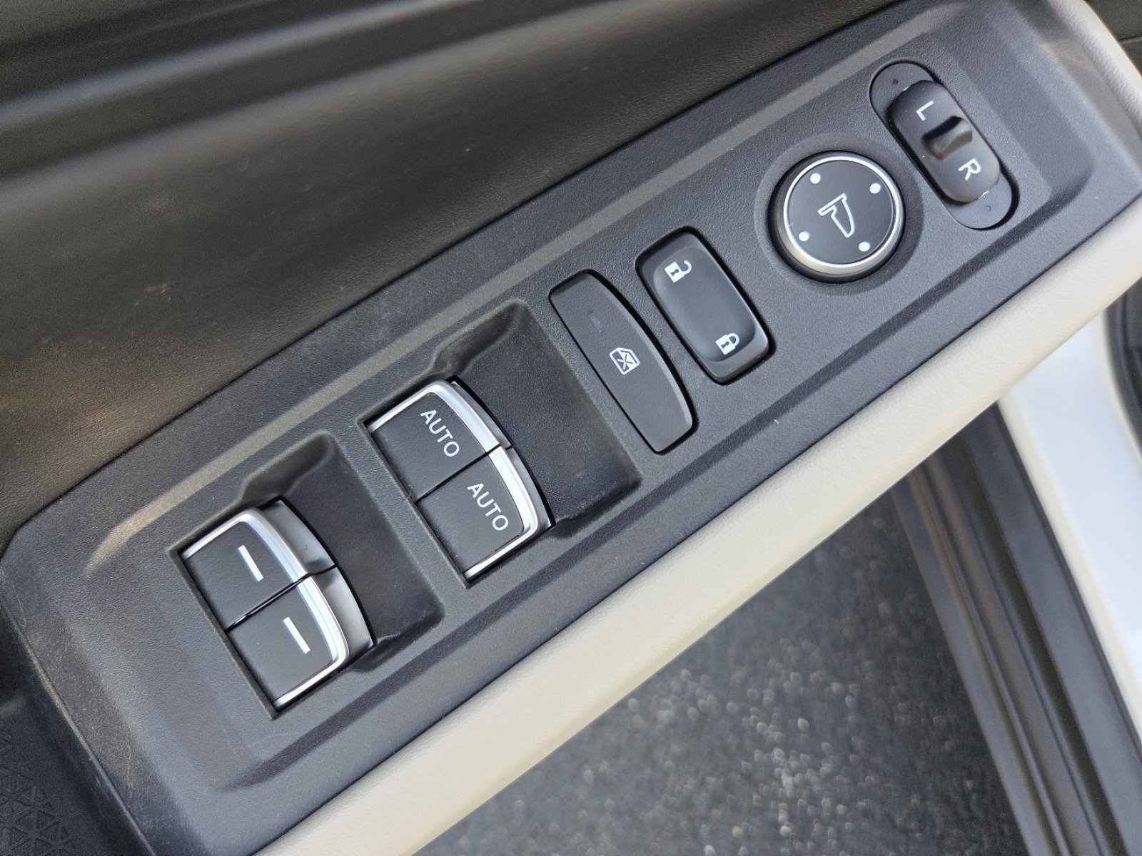 2023 Honda Accord EX - Photo 28