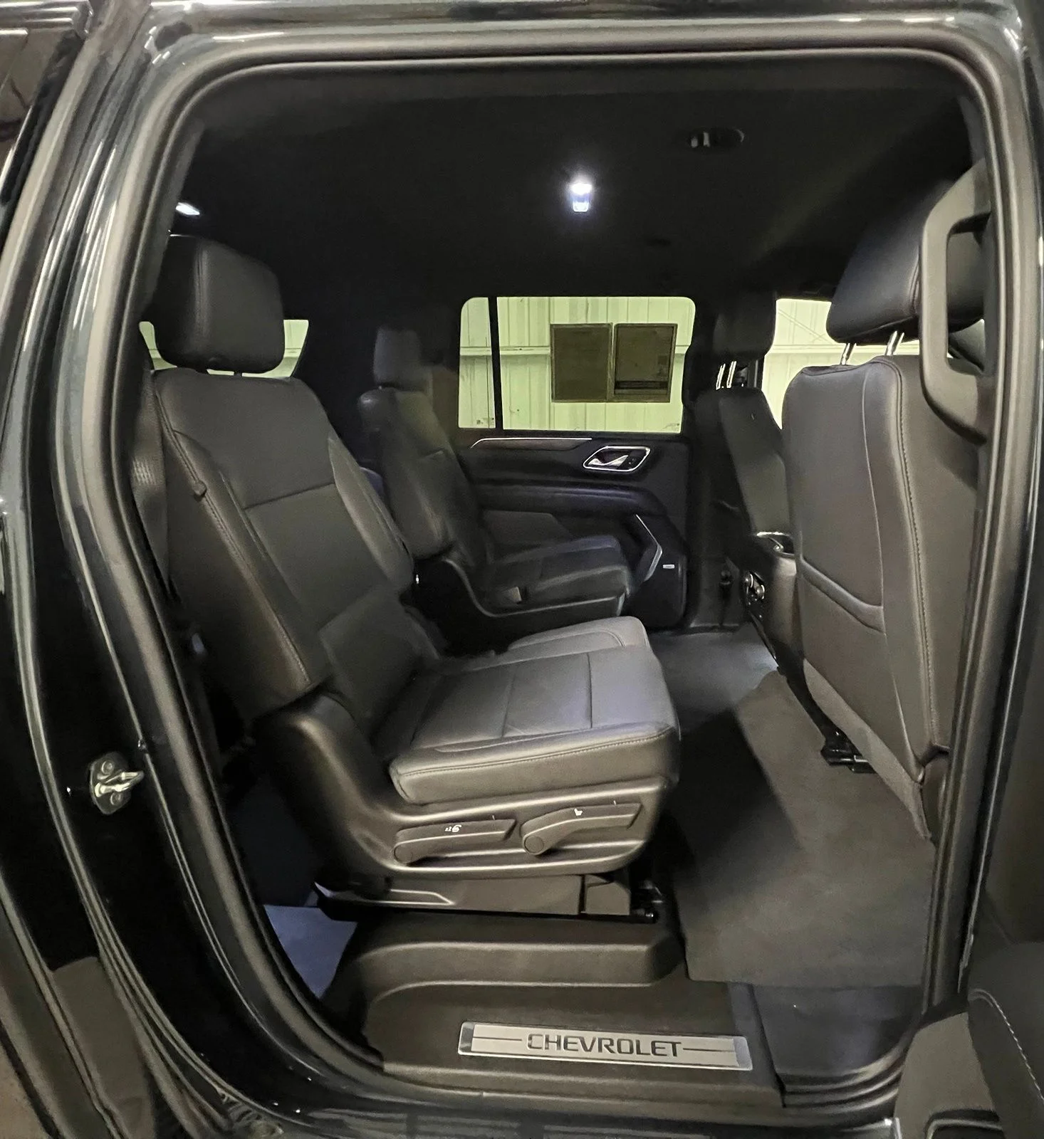 Used 2022 Gray Chevrolet Z71 image 20