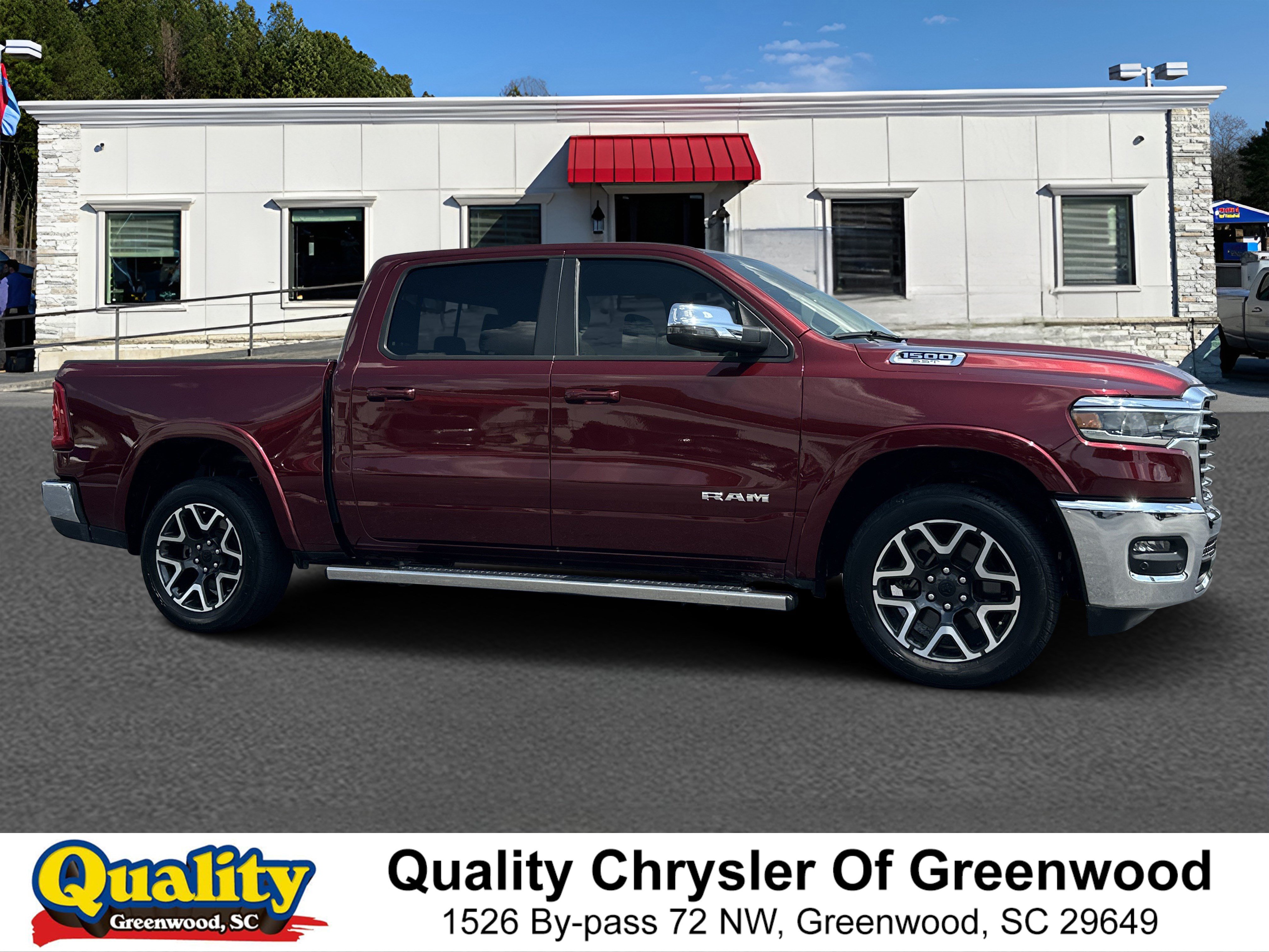 2025 RAM 1500 Laramie 4x4 Crew Cab 5'7's photo