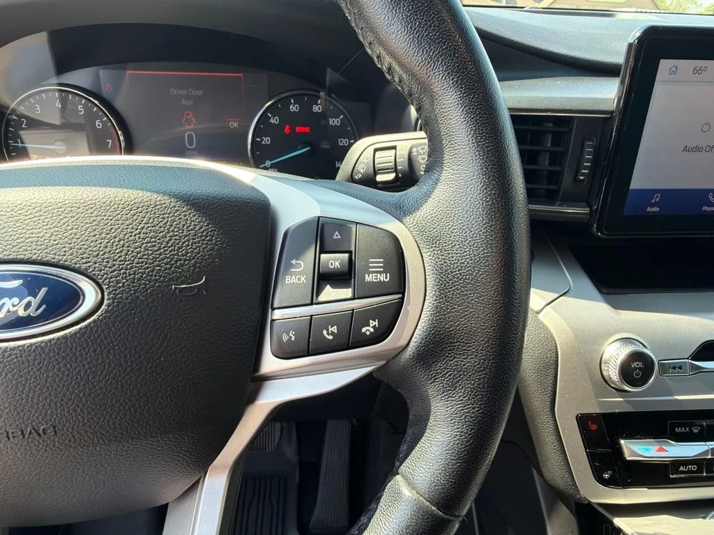 Used 2022 White Ford XLT image 10