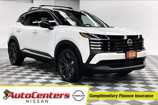 2026 Nissan Kicks 2.0 SR AWD's photo