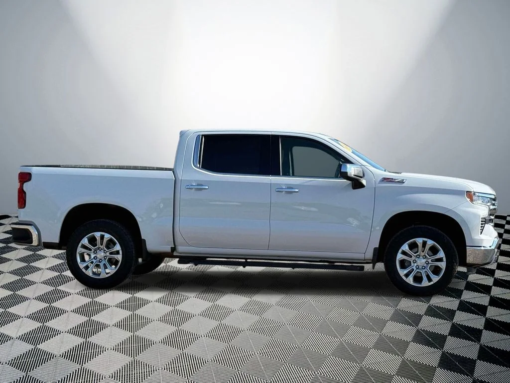 Used 2023 White Chevrolet LTZ image 5