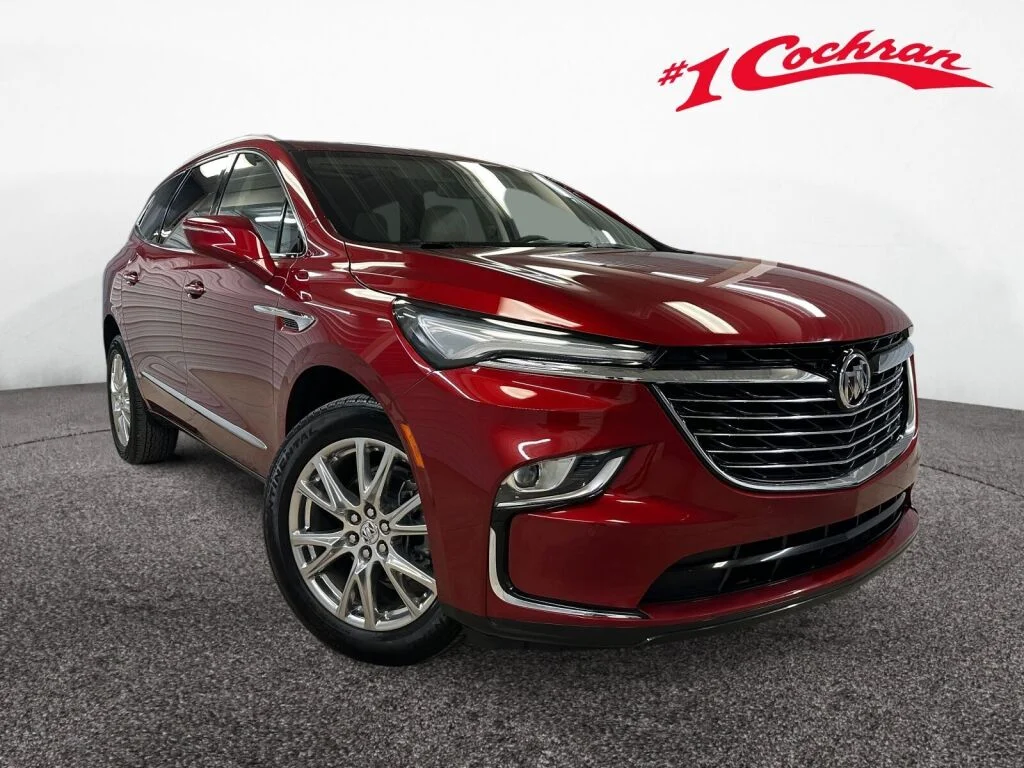2023 Buick Enclave Essence AWD's photo