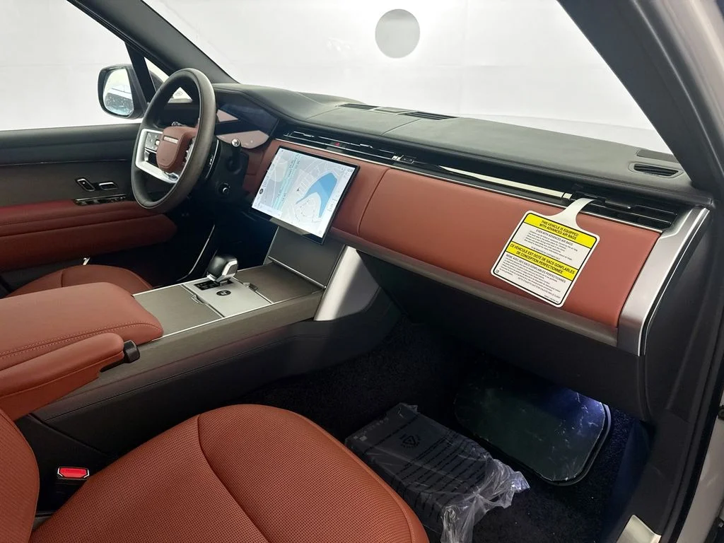New 2026 Borasco Grey Land Rover SV image 30