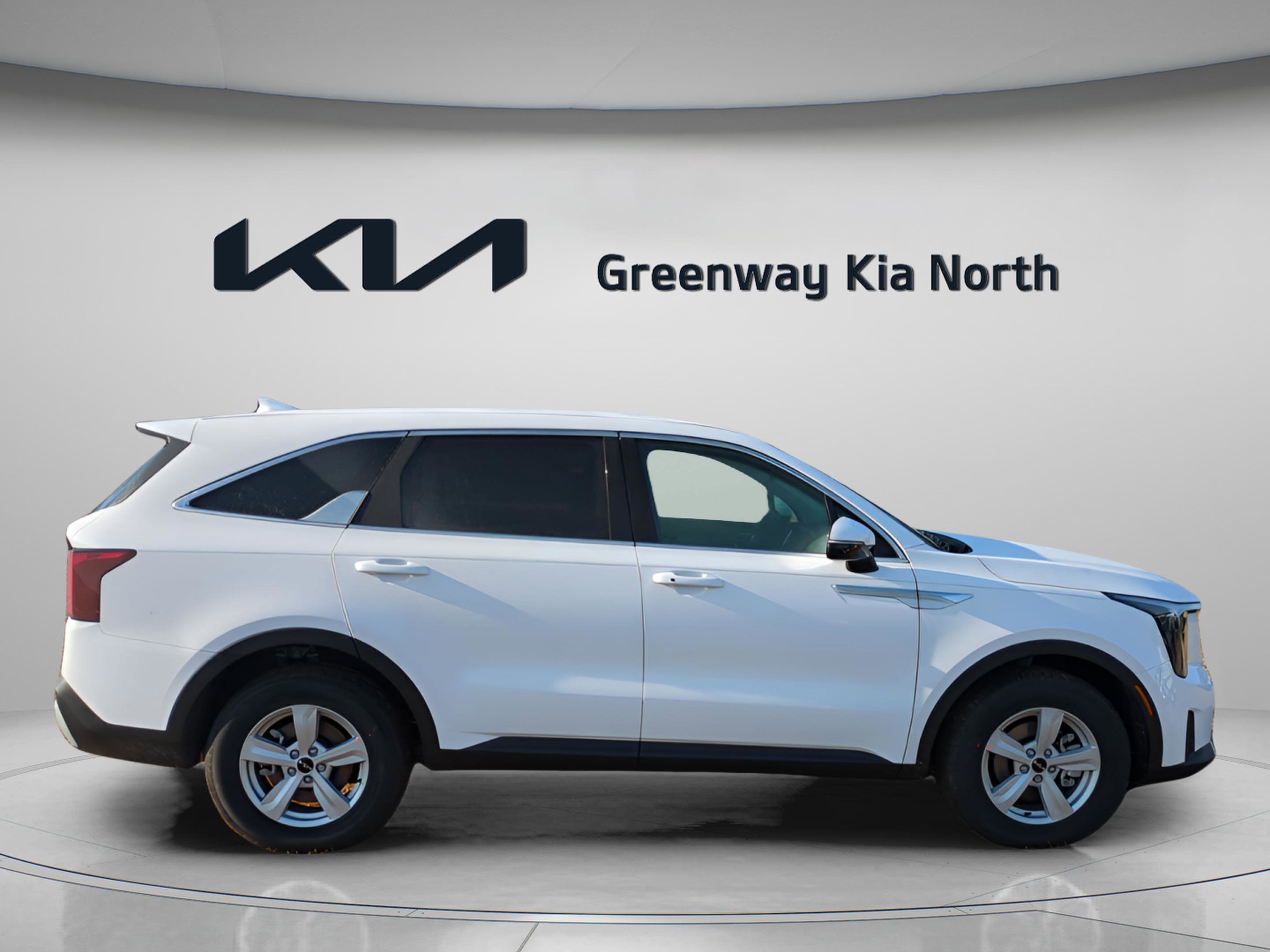 New 2026 Glacial White Pearl Kia LX image 9