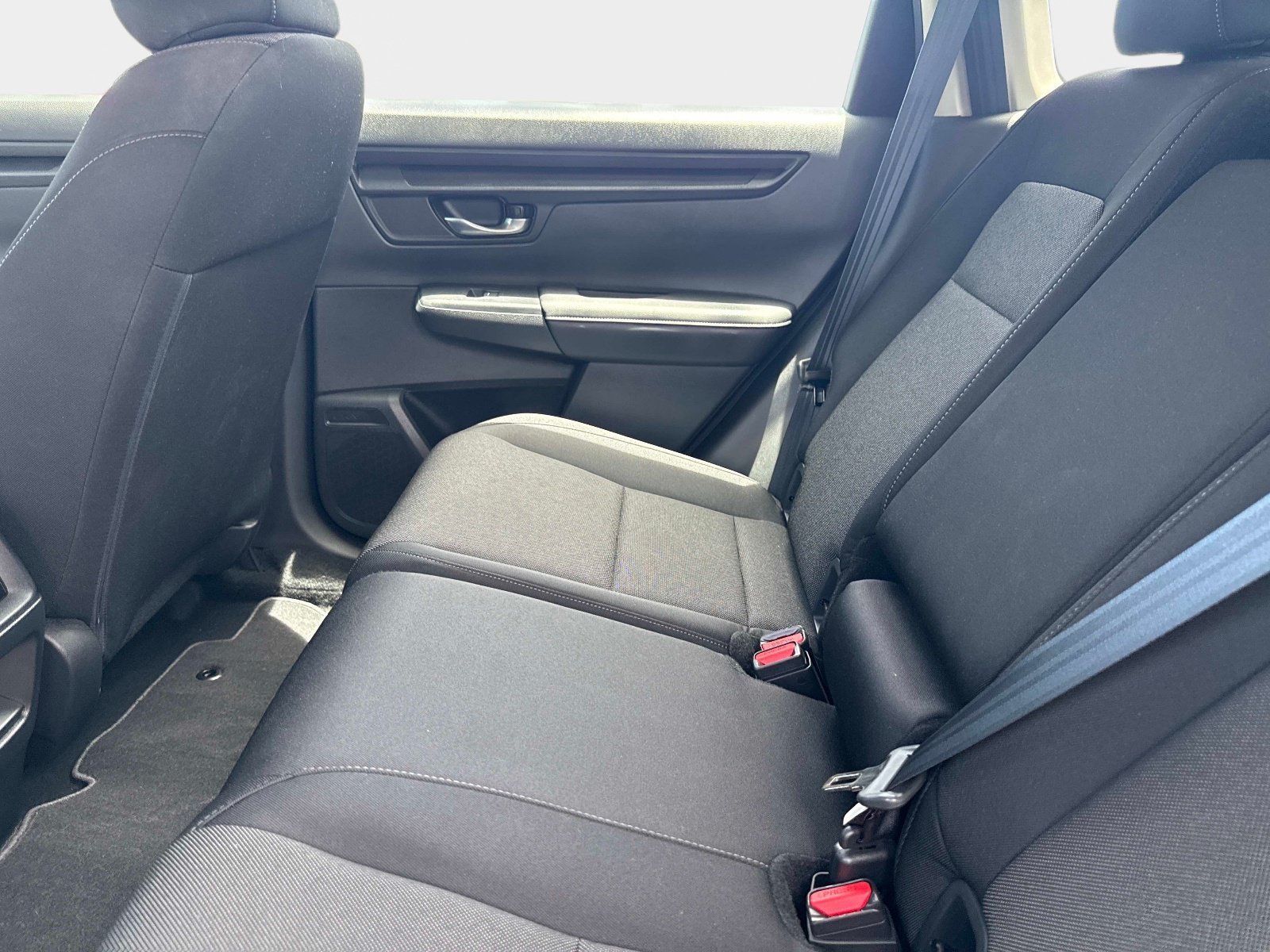 2024 Honda CR-V LX - Photo 13