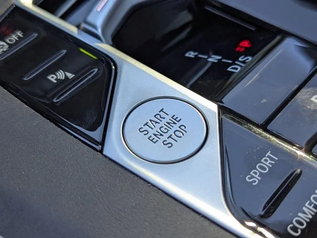 New 2026 Dravit Grey Metallic BMW sDrive40i image 33