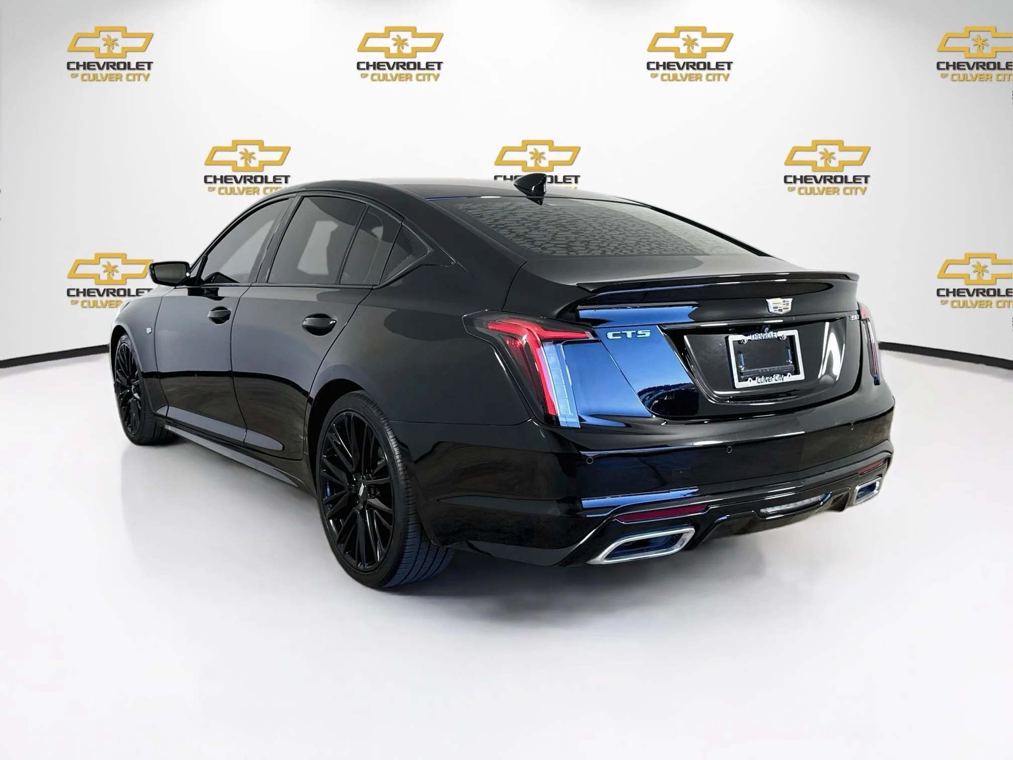 Used 2022 BLACK RAVEN Cadillac Sport image 6