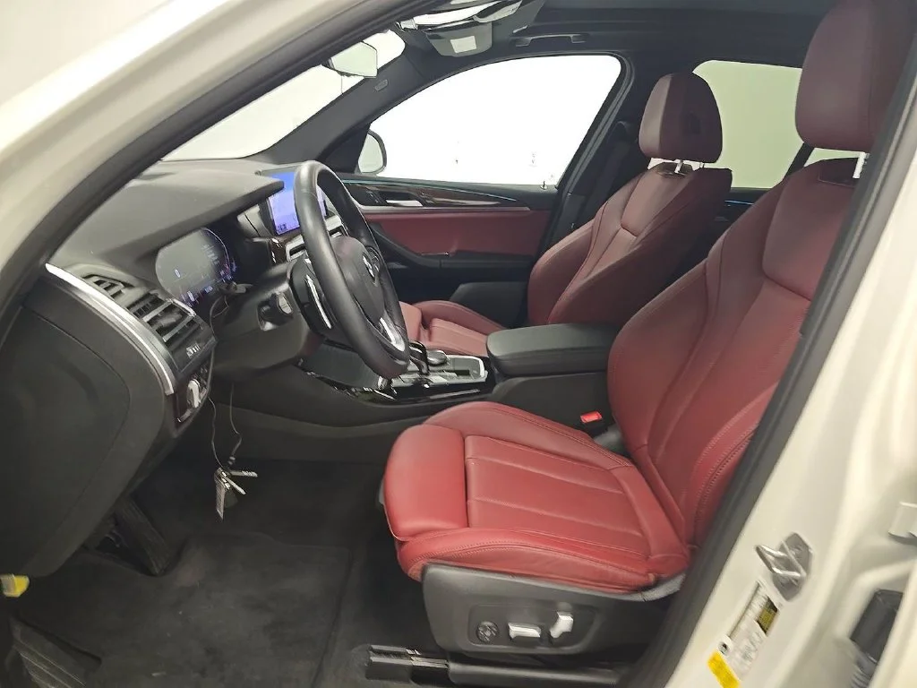 Certified Used 2023 White BMW sDrive30i image 4