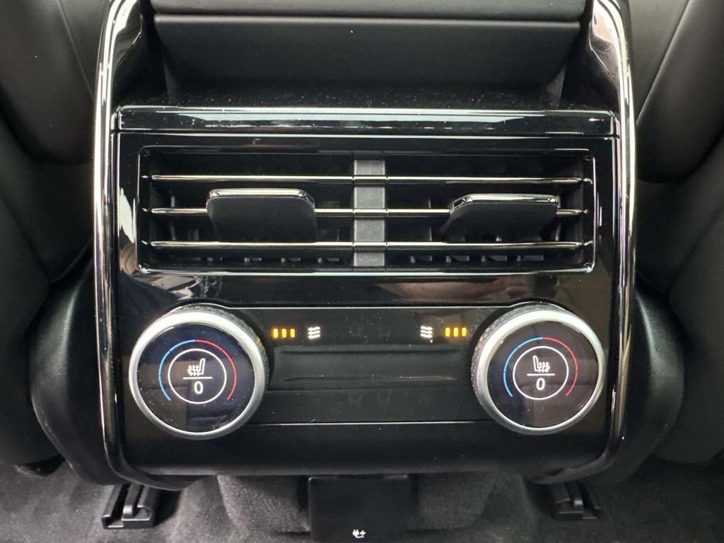 New 2026 Varesine Blue Land Rover Dynamic SE image 15