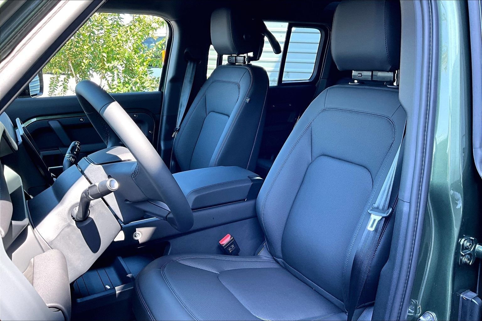 New 2026 Woolstone Green Land Rover S image 9