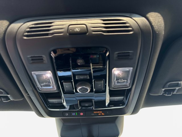 2026 Cadillac Escalade Sport - Photo 27
