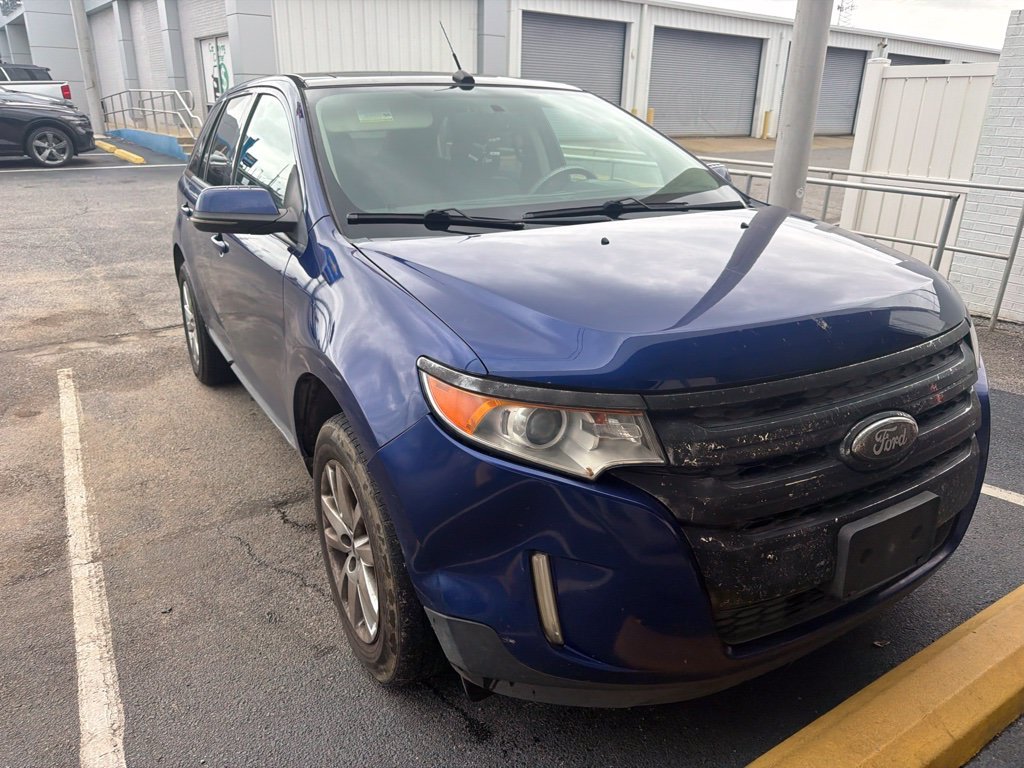 Used 2013 Blue Ford SEL image 11