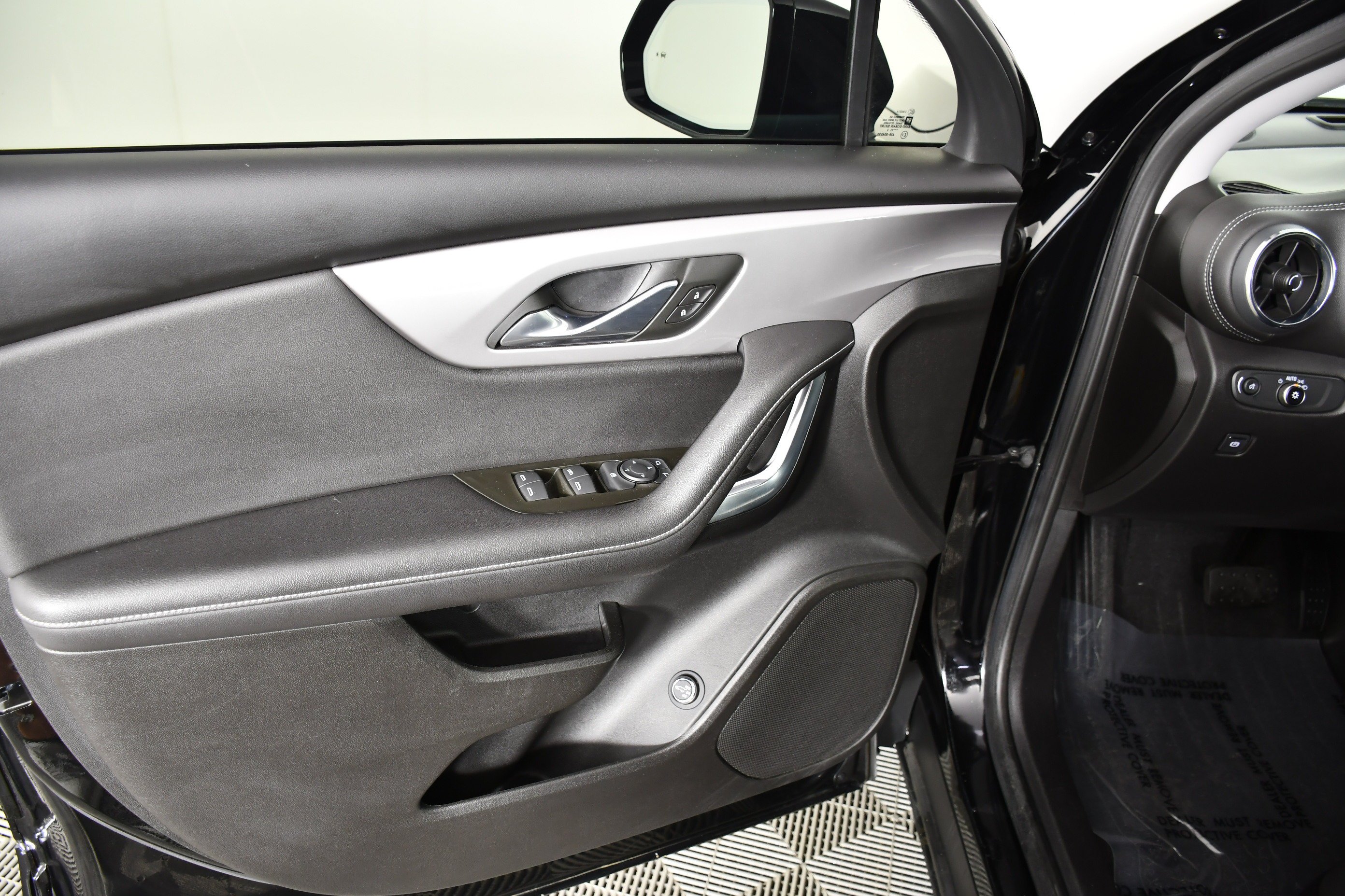 Used 2023 Black Chevrolet LT image 36