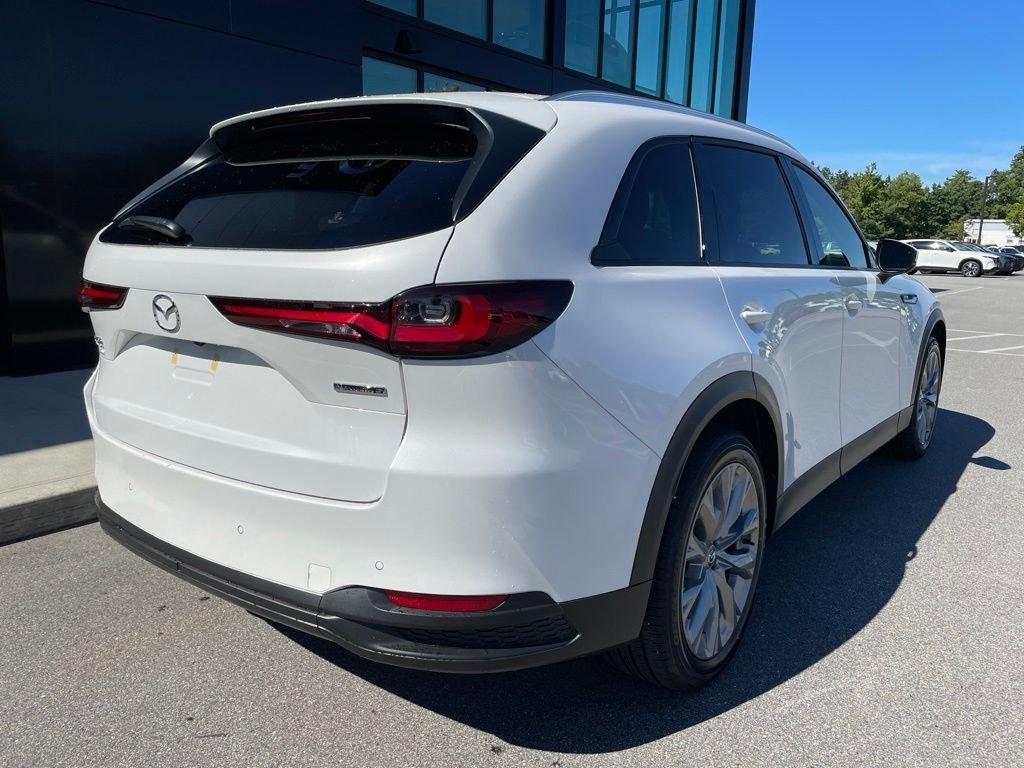 Used 2026 Rhodium White Premium Mazda 3.3 Turbo Preferred image 4