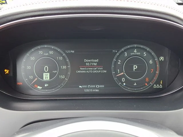 Used 2019  Jaguar R-Dynamic image 20