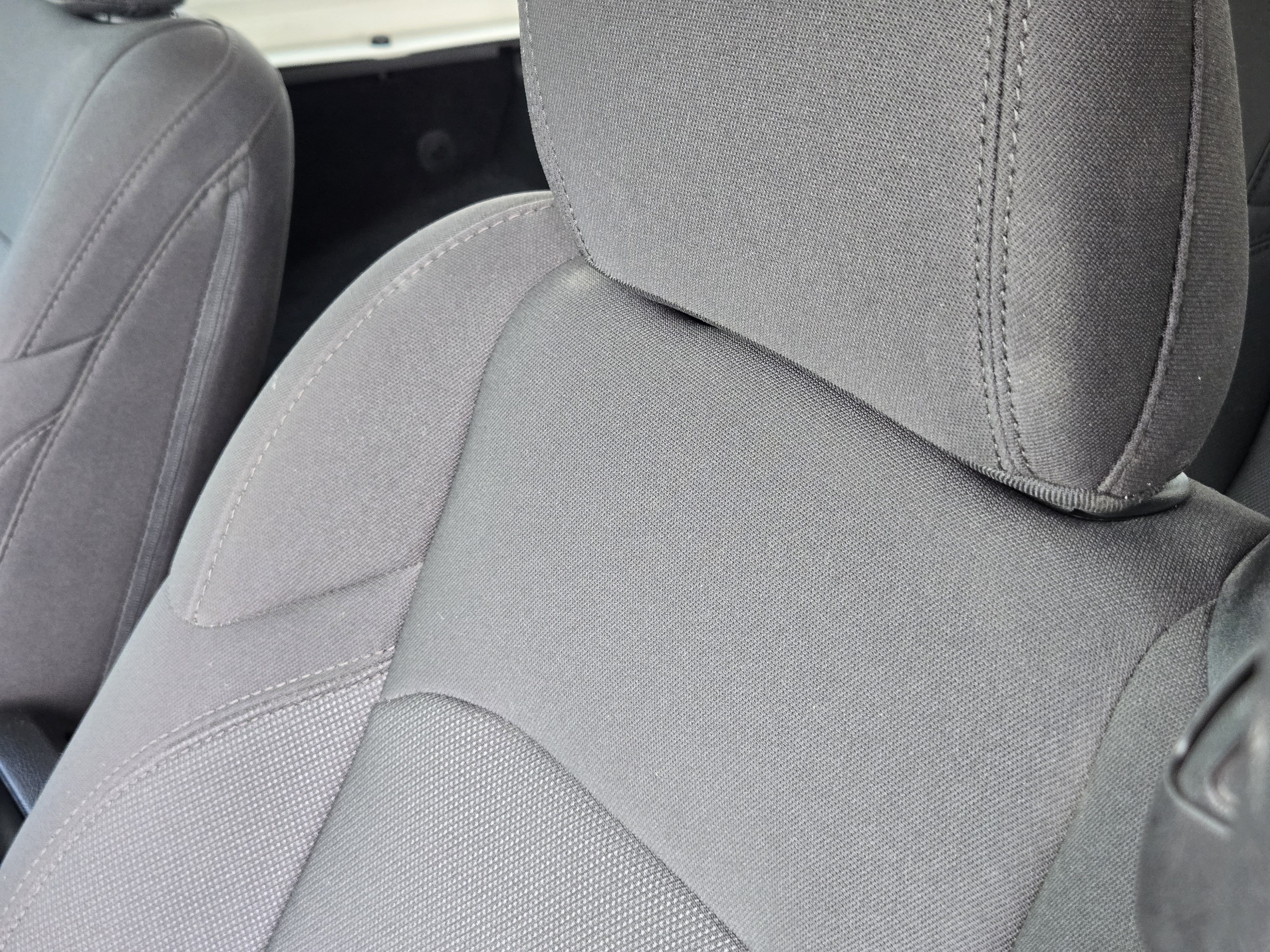 Used 2023 Sting-Gray Clearcoat Jeep Sport S image 15