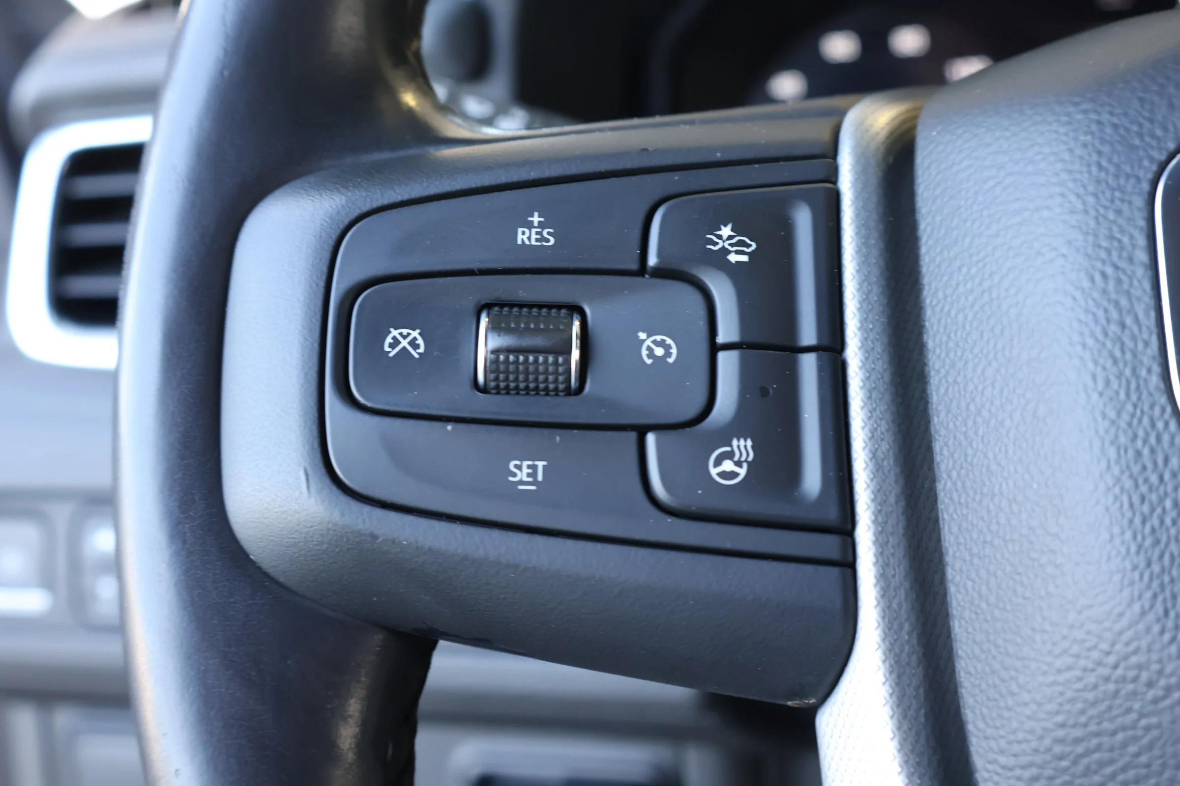 Used 2022 Onyx Black GMC Denali image 29