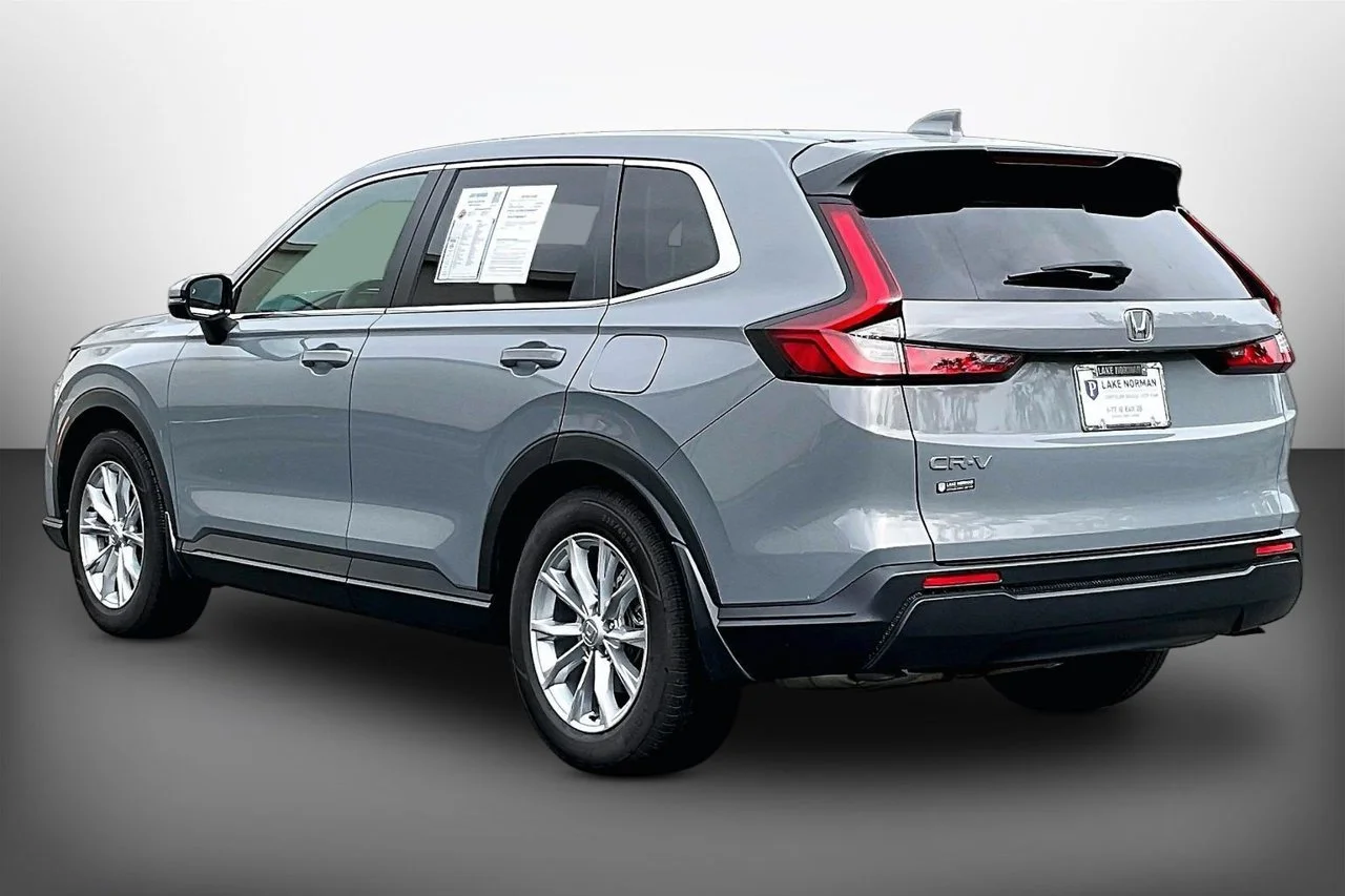 Certified Used 2025 Gray Honda EX image 6