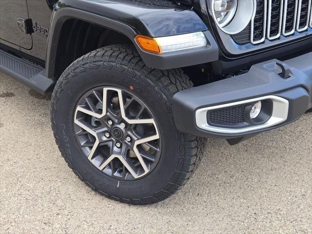 New 2026 Black Clear-Coat Exterior Paint Jeep Sahara image 30