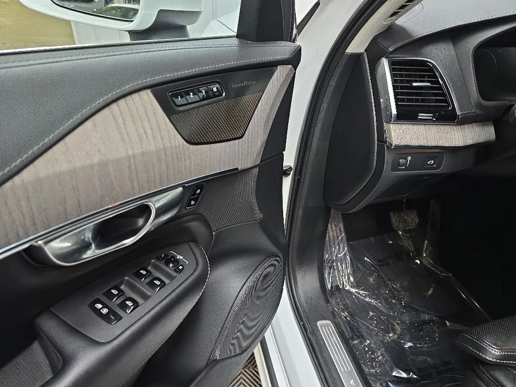 2022 Volvo XC90 Inscription - Photo 29
