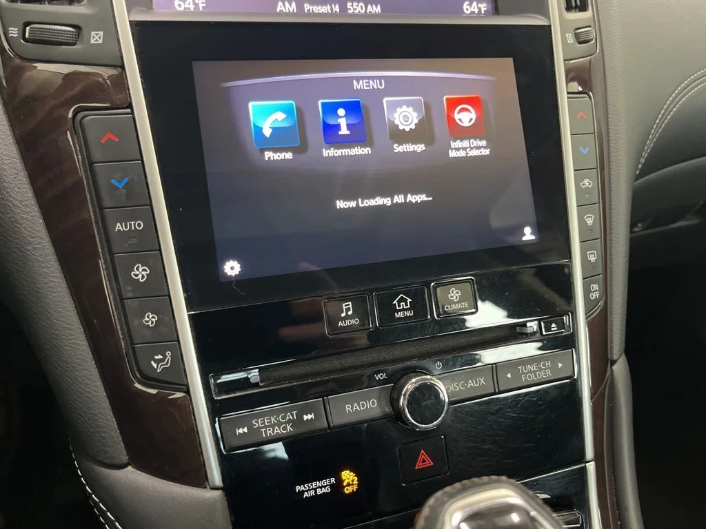 Used 2018 White INFINITI 3.0t LUXE image 14