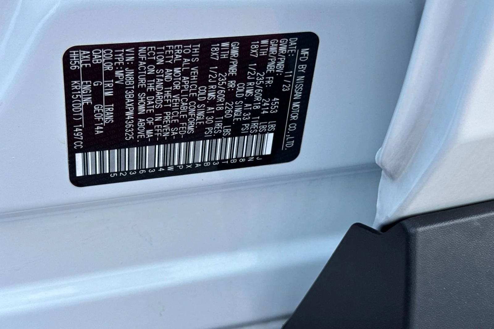 Used 2023 White Nissan SV image 27
