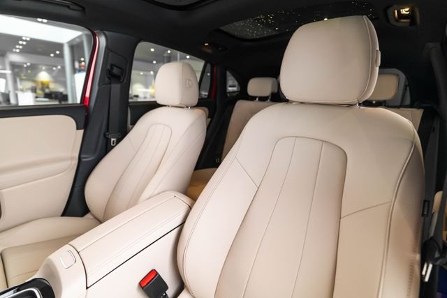 New 2026 MANUFAKTUR Patagonia Red Metallic Mercedes-Benz GLA 250 image 5