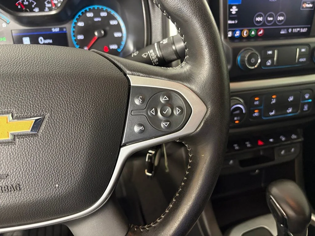 Used 2022 Blue Chevrolet ZR2 image 20